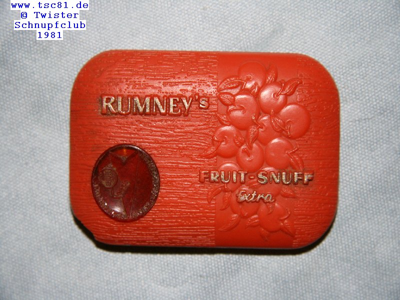 045 - Rumneys Fruit Snuff Extra.jpg
